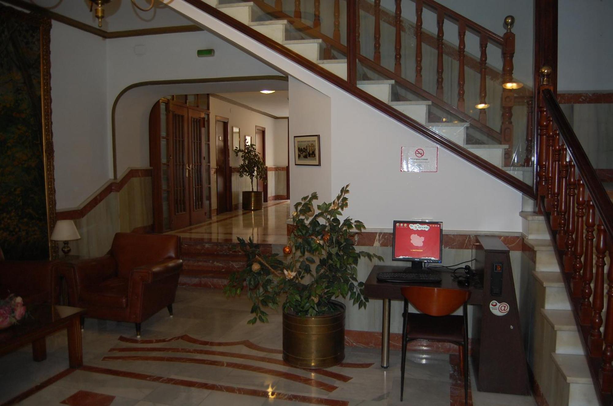 Hotel Marina Victoria Algeciras Luaran gambar