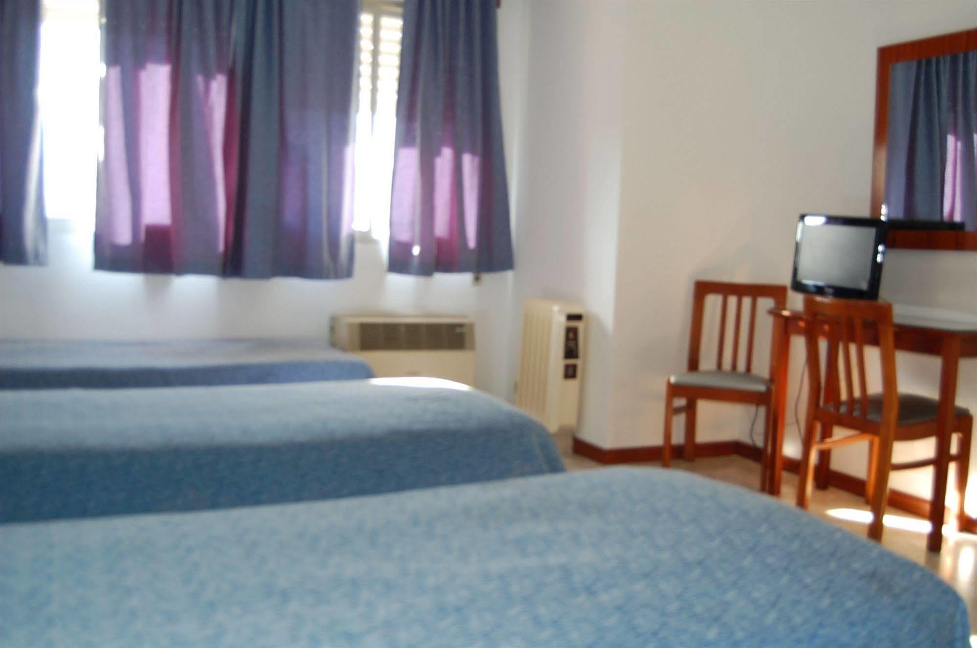Hotel Marina Victoria Algeciras Luaran gambar