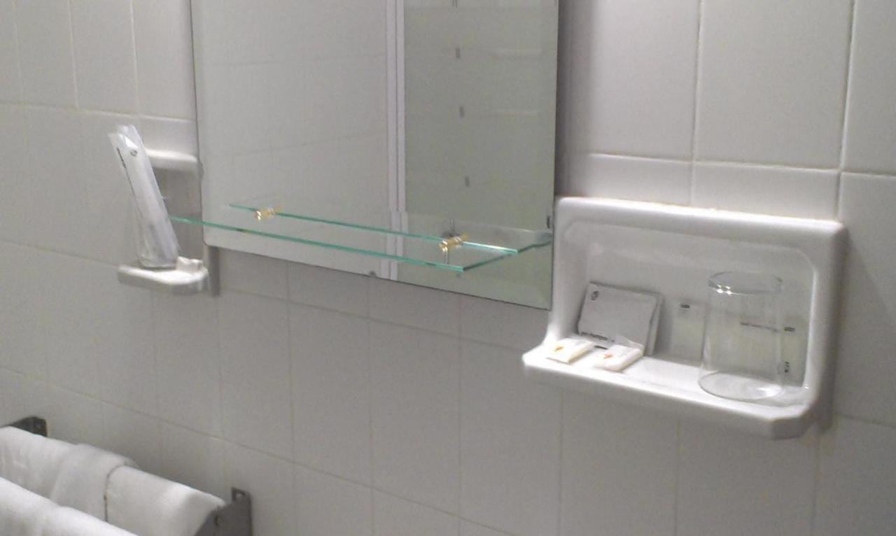 Hotel Marina Victoria Algeciras Bilik gambar
